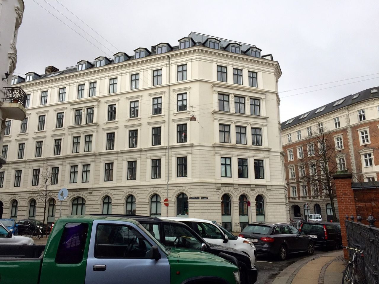 image 01